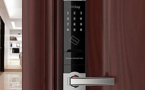 满城24小时上门开锁公司