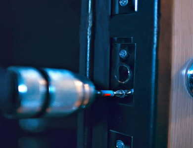 满城24小时上门开锁公司